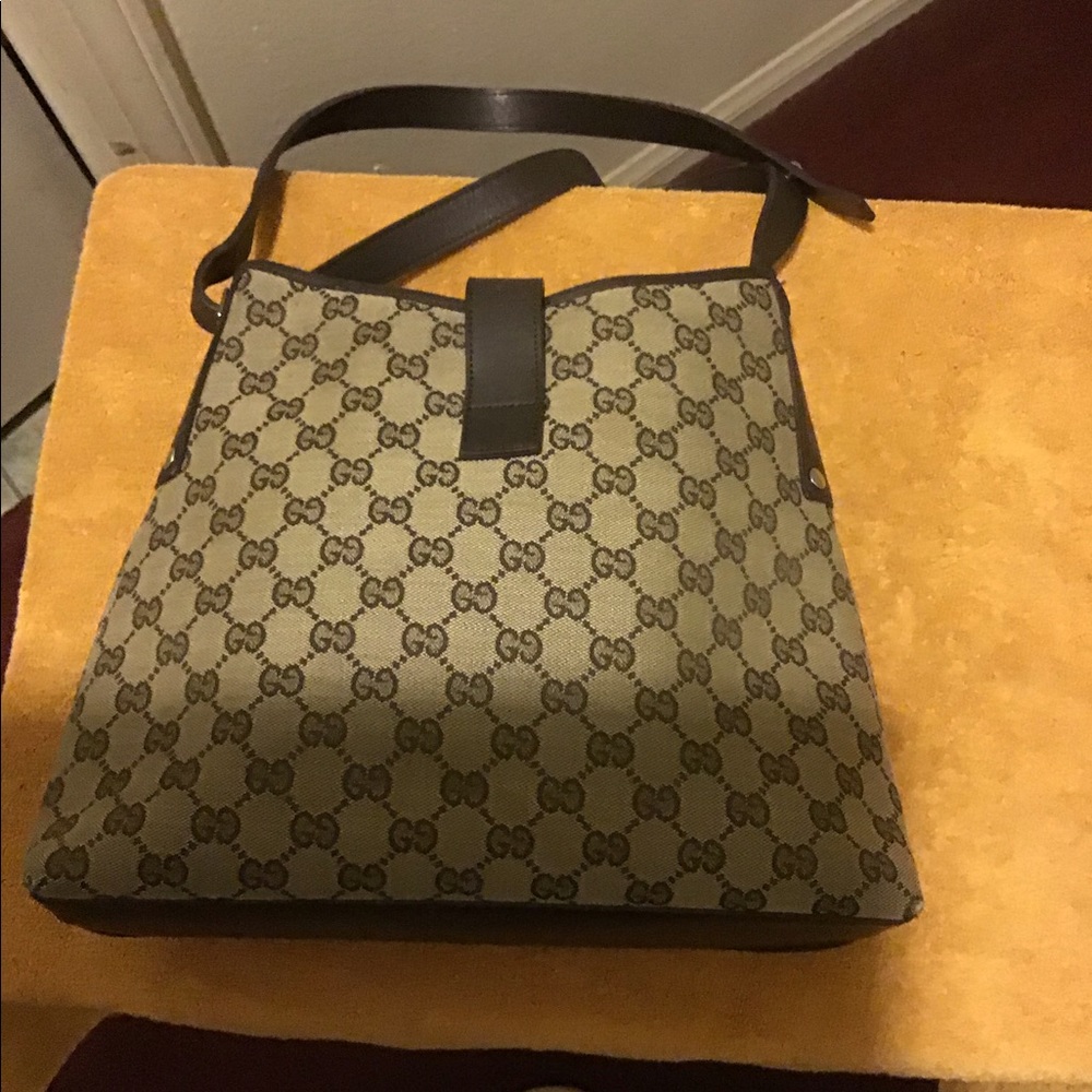Authentic Gucci Shoulder bag